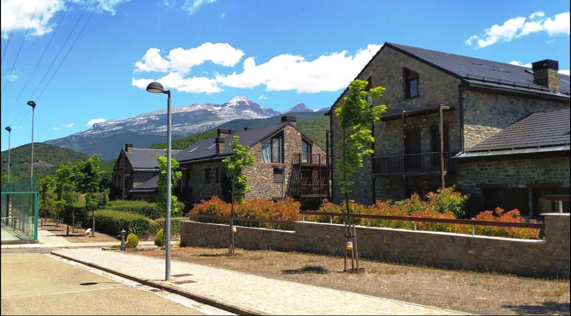 Apartamento Luga Castiello de Jaca Dış mekan fotoğraf